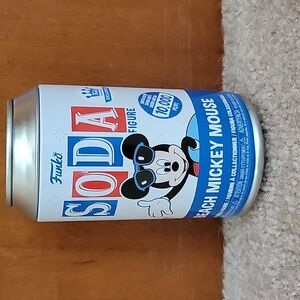 Funko SODA Beach Mickey Mouse
